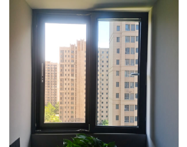 斷橋鋁系統(tǒng)窗